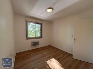  Appartement à louer 2 pièces 51 m²