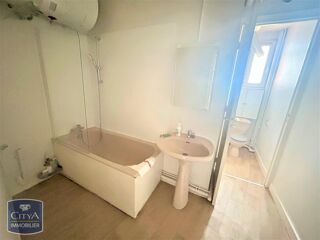  Appartement à louer 2 pièces 33 m²