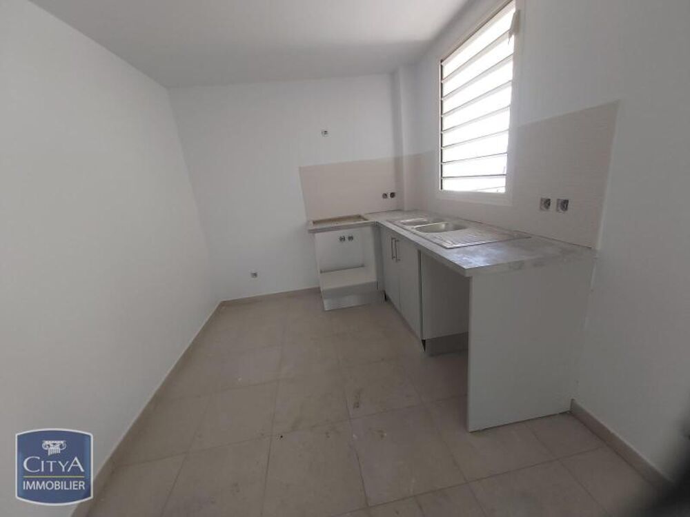 location Appartement - 2 pièce(s) - 50 m² Saint-Denis (97400)
