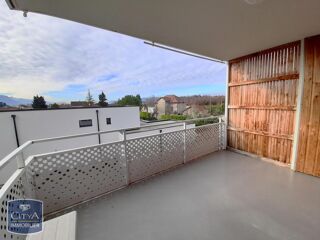  Appartement à louer 3 pièces 63 m²