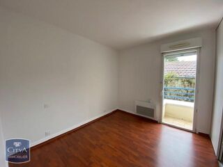 Appartement à louer 3 pièces 78 m²
