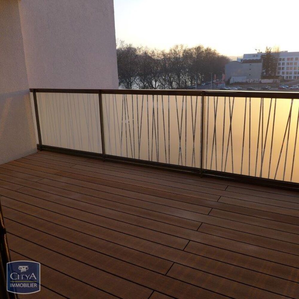 location Appartement - 3 pièce(s) - 66 m² Lyon 9