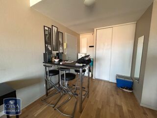  Appartement à louer 1 pièce 42 m²
