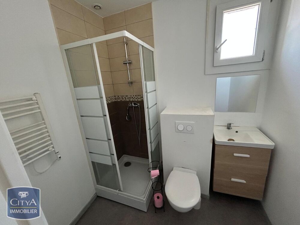 À louer : Appartement T2 situé à Châteauroux, dans le co....