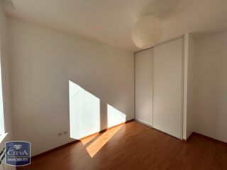  Appartement à louer 2 pièces 37 m²