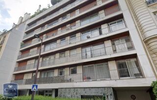  Parking / Garage � louer 