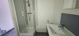  Appartement à louer 1 pièce 33 m²