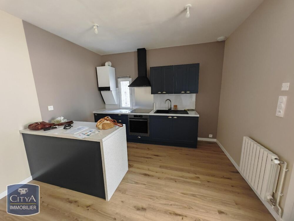À LOUER : Maison T2 située à Soyaux, dans le département....