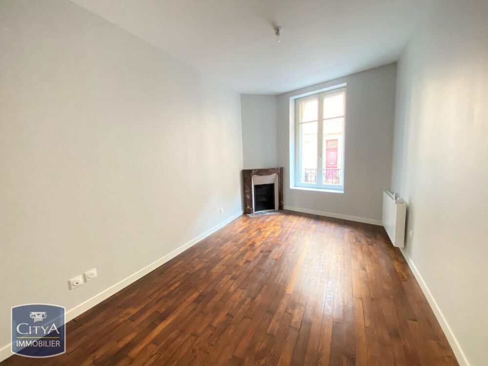 A LOUER - STUDIO - SECTEUR ARTEM - RUE DU SERGENT BLANDA....