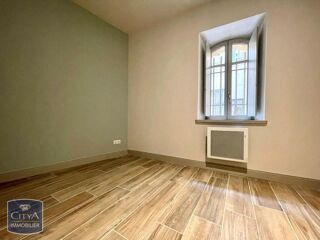  Appartement � louer 4 pi�ces 81 m�