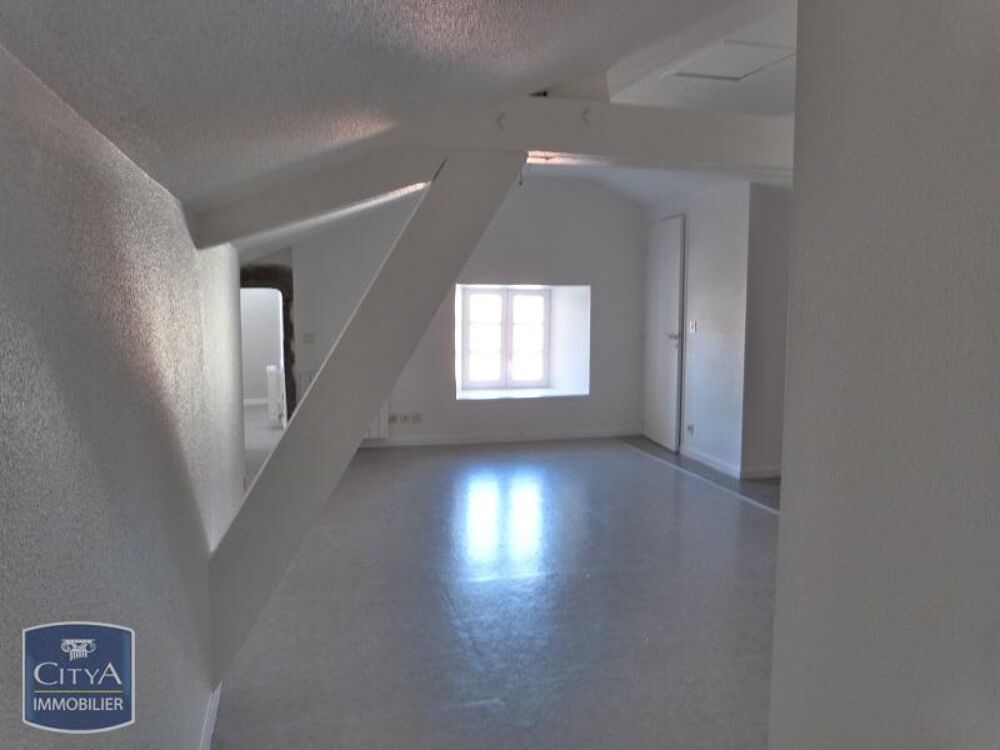 location Appartement - 3 pièce(s) - 38 m² Riom (63200)