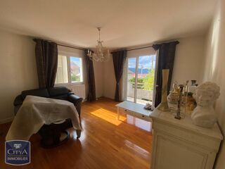  Appartement à louer 4 pièces 86 m²