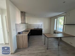  Appartement à louer 2 pièces 59 m²