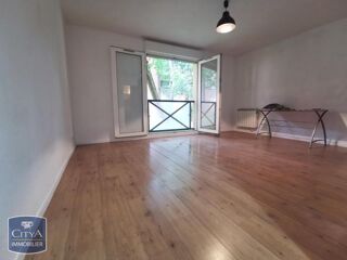  Appartement à louer 1 pièce 33 m²