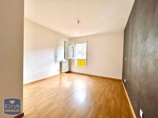  Appartement à louer 3 pièces 67 m²