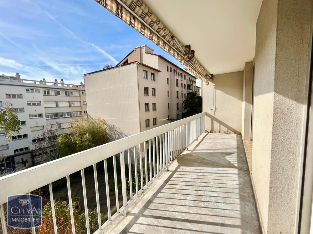 location Appartement - 3 pièce(s) - 77 m² Lyon 6