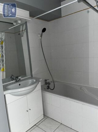  Appartement à louer 2 pièces 38 m²