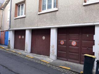  Parking / Garage à louer 14 m²