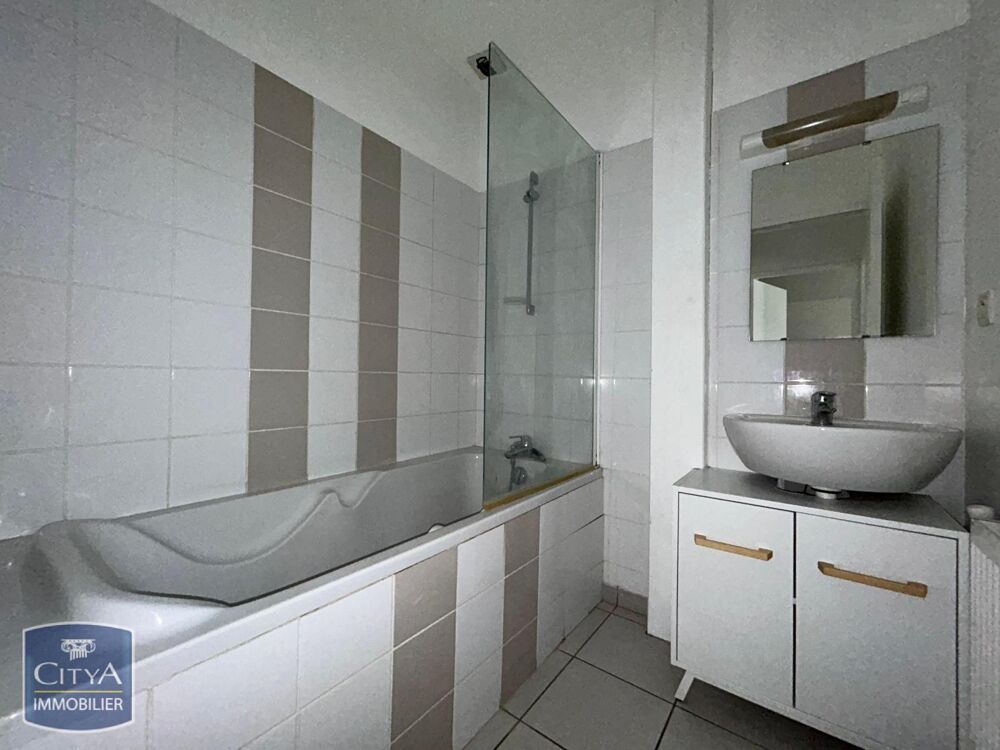 location Appartement - 2 pièce(s) - 46 m² Sedan (08200)