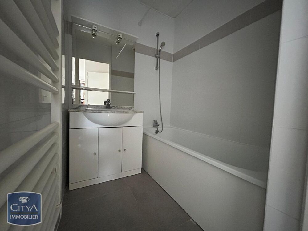 EXCLUSIVITÉ - LE PERRAY EN YVELINES CITYA ROYALE vous pr....