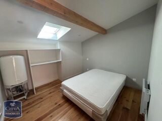  Appartement à louer 2 pièces 31 m²