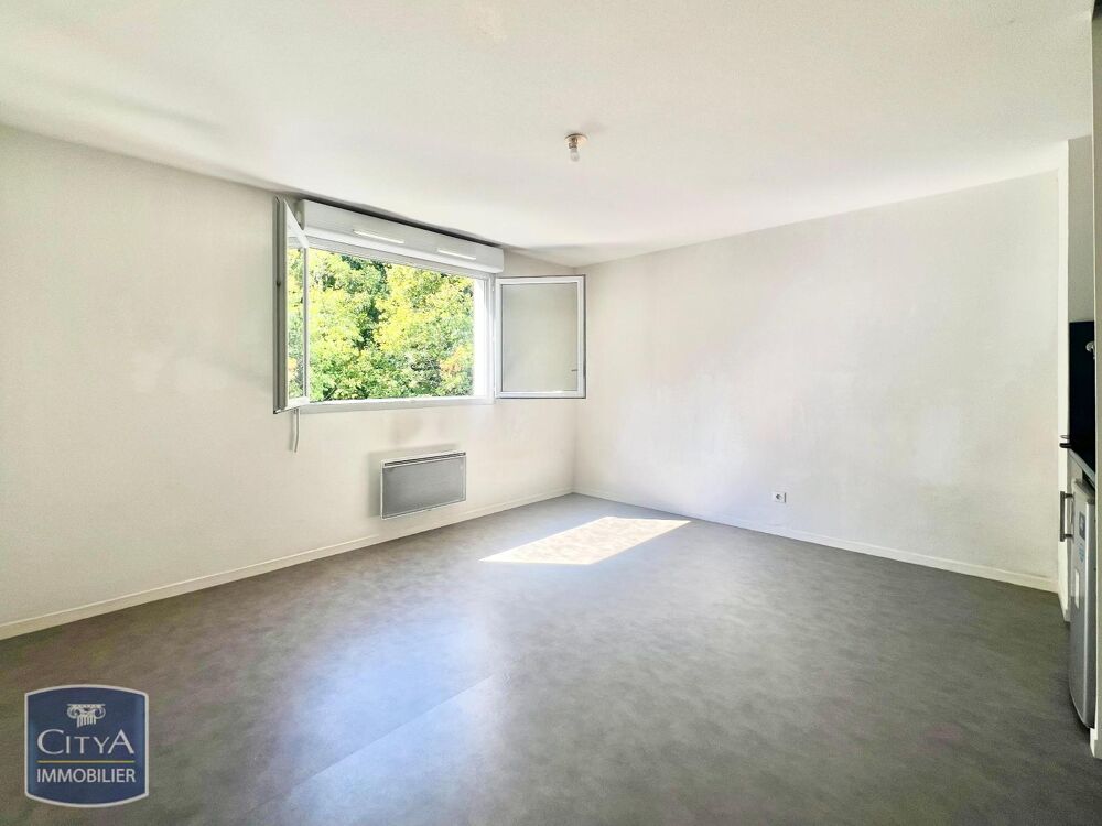 CITYA BOURGUIGNON PALLUAT propose à la location à CALUIR....