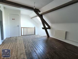  Appartement à louer 3 pièces 97 m²