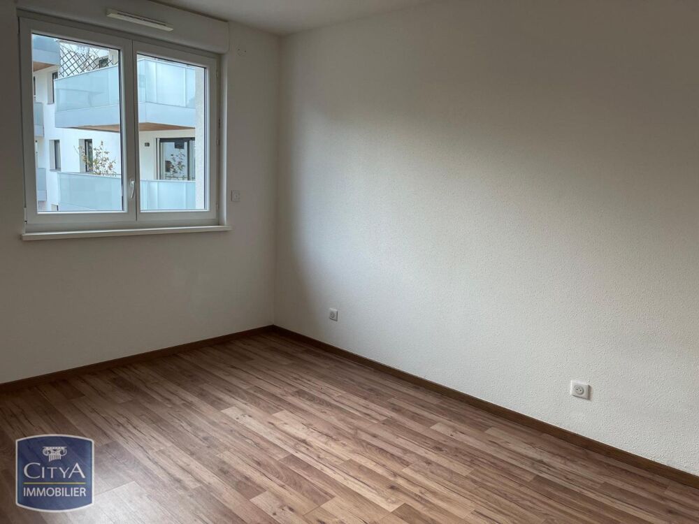 location Appartement - 3 pièce(s) - 63 m² Saint-Louis (68300)