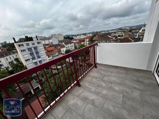  Appartement à louer 2 pièces 44 m²