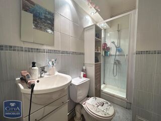  Appartement à louer 2 pièces 40 m²