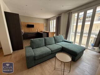  Appartement à louer 4 pièces 94 m²