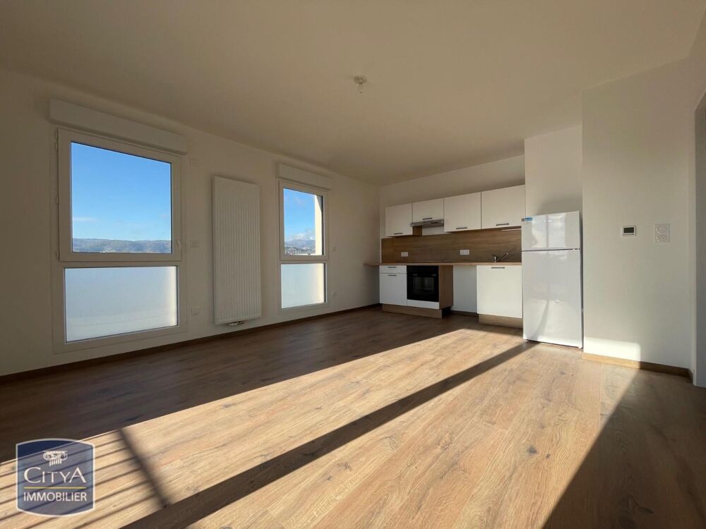 location Appartement - 3 pièce(s) - 61 m² Clermont-Ferrand (63000)