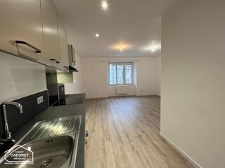  Appartement à louer 4 pièces 70 m²