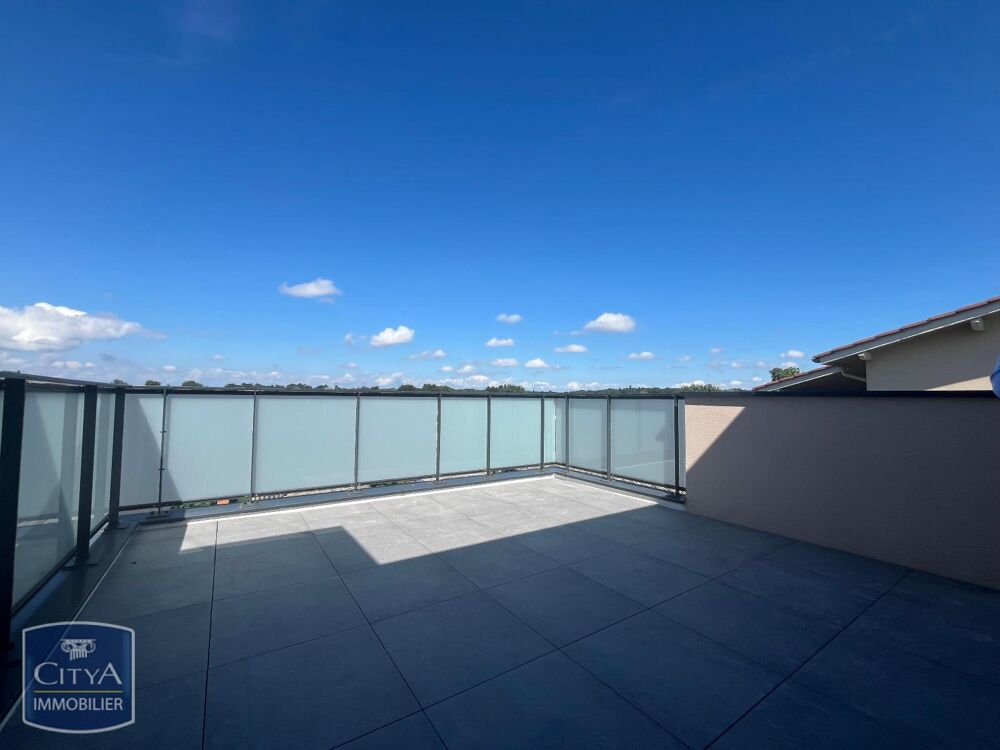 CITYA LAMARTINE vous propose cet appartement T4 situé à ....