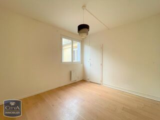  Appartement à louer 3 pièces 69 m²