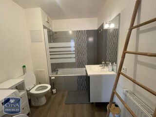  Appartement à louer 2 pièces 36 m²