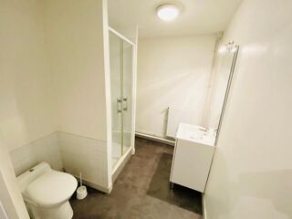  Appartement à louer 3 pièces 69 m²