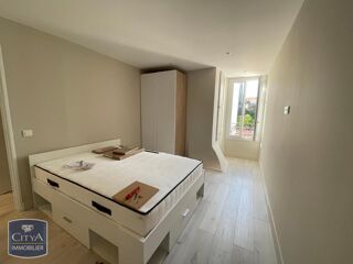  Appartement à louer 2 pièces 32 m²