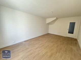  Maison à louer 4 pièces 77 m²