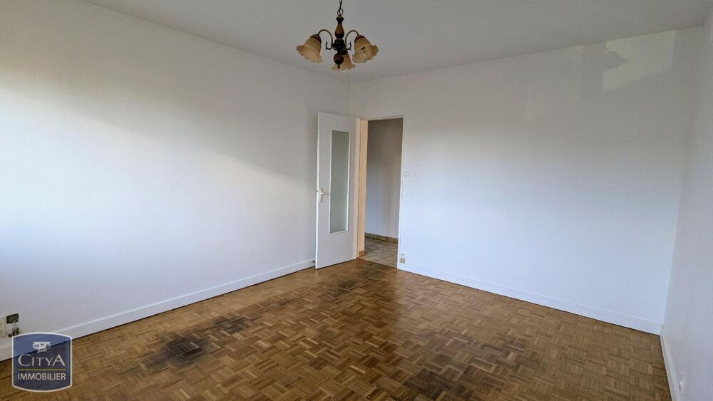 Bourroches - Réf: GES72670125-77 À LOUER : Appartement T....