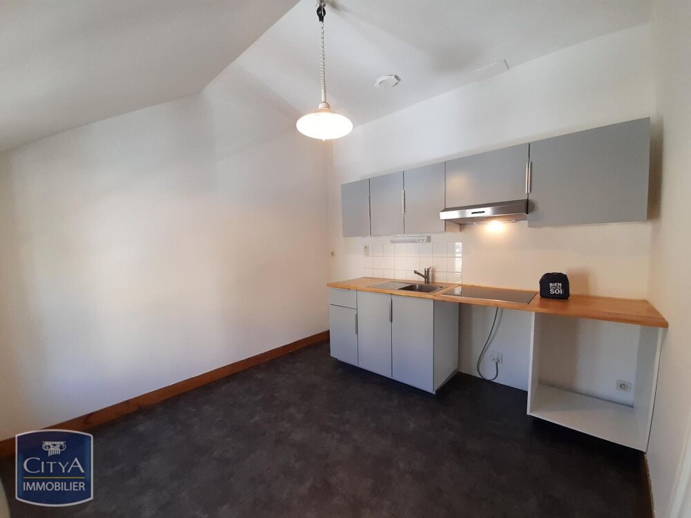 À LOUER : Appartement T3 en duplex situé à Chinon, dans ....