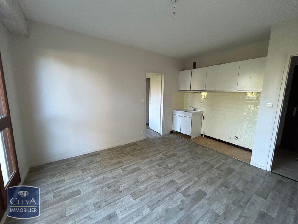 location Appartement - 2 pièce(s) - 34 m² Jacob-Bellecombette (73000)