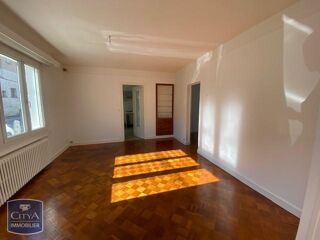  Appartement à louer 3 pièces 65 m²