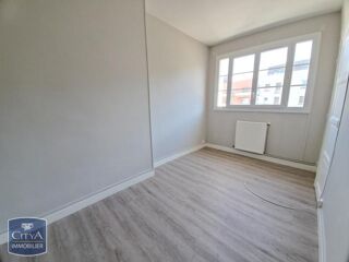  Appartement à louer 3 pièces 75 m²