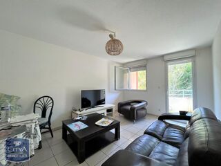  Appartement à louer 2 pièces 45 m²