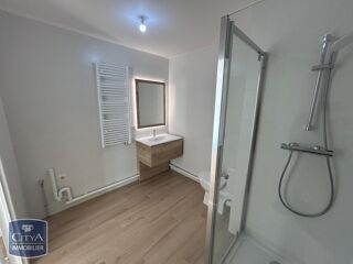  Appartement à louer 2 pièces 40 m²