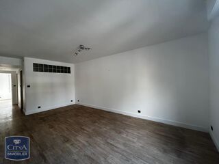  Appartement � louer 2 pi�ces 56 m�