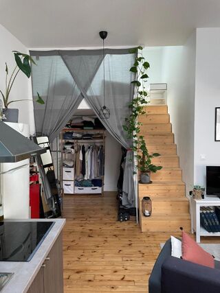  Appartement à louer 2 pièces 40 m²