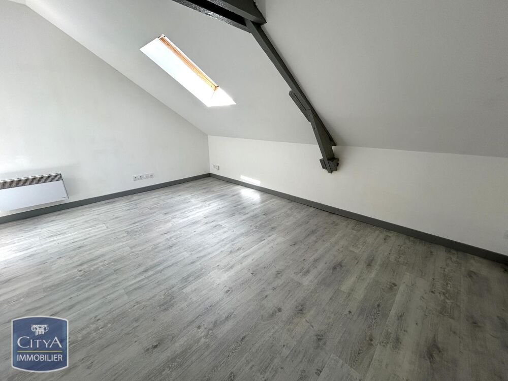 location Appartement - 1 pièce(s) - 19 m² Saint-Quentin (02100)