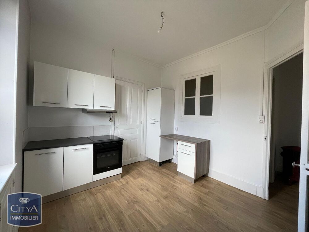 À LOUER : Appartement T4 à Grenoble situé Rue Diderot. C....
